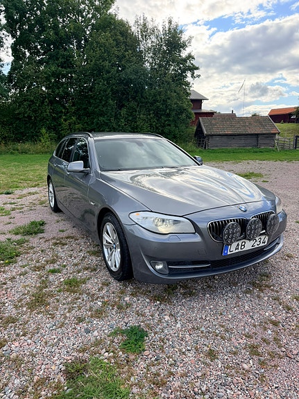 BMW 520d 2 of 8
