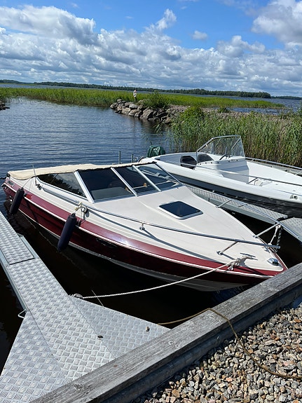 Maxum 2100 Dc 4 of 6