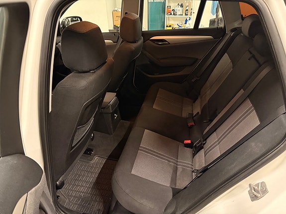 BMW X1 18 of 19