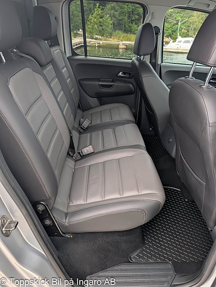 Volkswagen Amarok 12 of 24