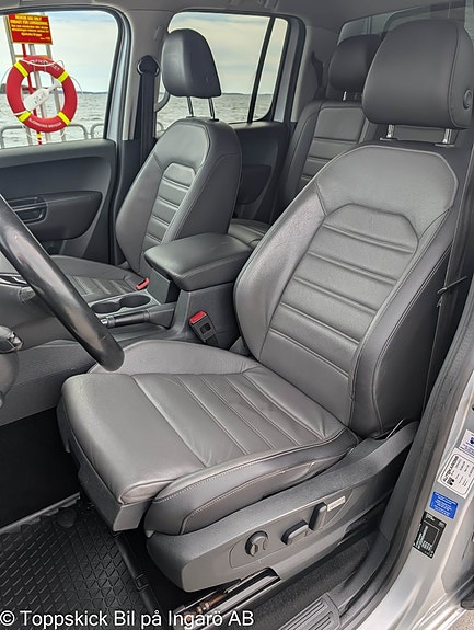 Volkswagen Amarok 9 of 24