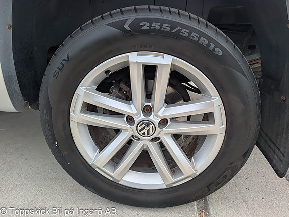 Volkswagen Amarok 21 of 24