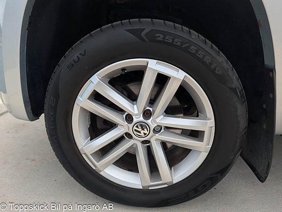 Volkswagen Amarok 22 of 24