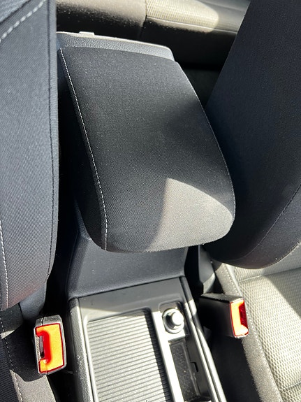 Volkswagen Golf VII 27 of 30