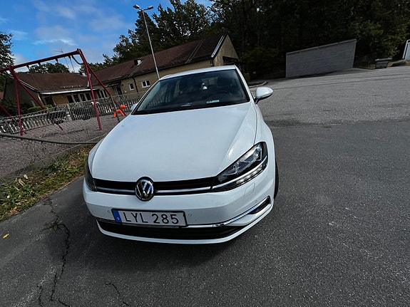 Volkswagen Golf VII 5 of 30