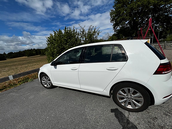 Volkswagen Golf VII 3 of 30