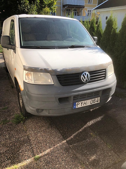 Volkswagen Transporter 2 of 3