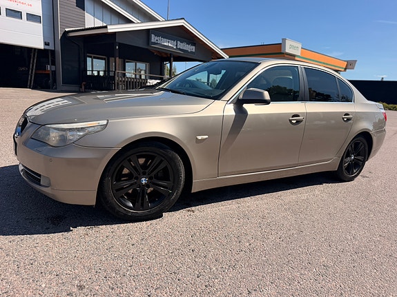 BMW 520d 3 of 12