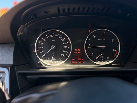 BMW 520d 8 of 12