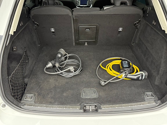 Volvo XC60 10 of 30