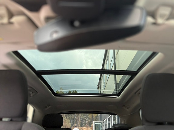 Volvo XC60 27 of 30