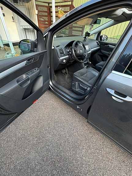 Volkswagen Sharan 6 of 16