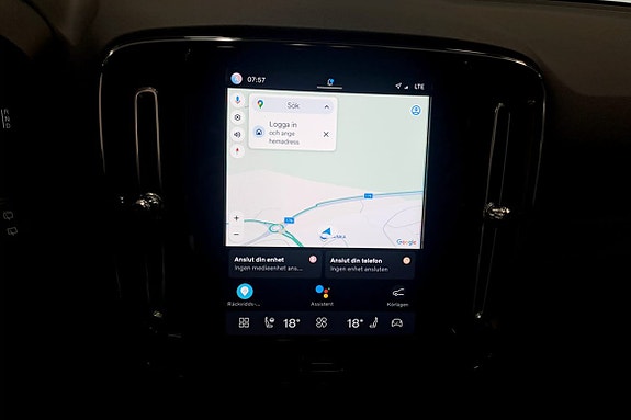 Volvo XC40 9 of 18