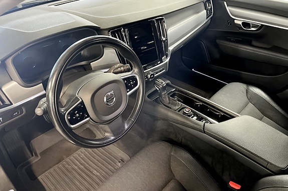 Volvo V90 5 of 9