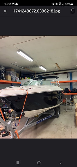 Sea Ray 220 v8 4 of 4
