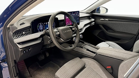 Skoda Superb 7 of 22
