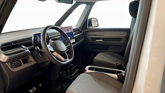 Volkswagen ID. Buzz 6 of 11