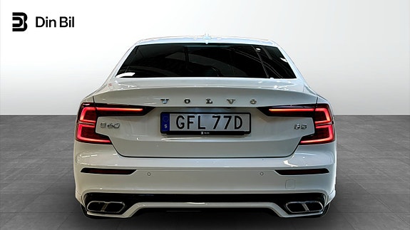 Volvo S60 5 of 20
