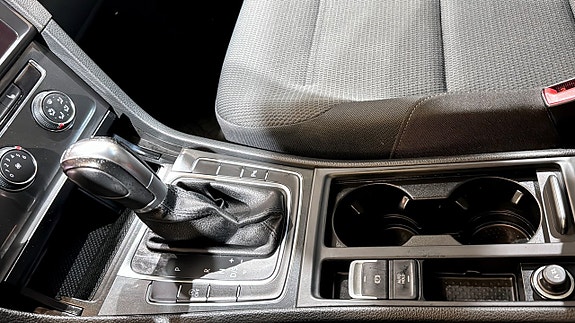 Volkswagen Golf I 18 of 18