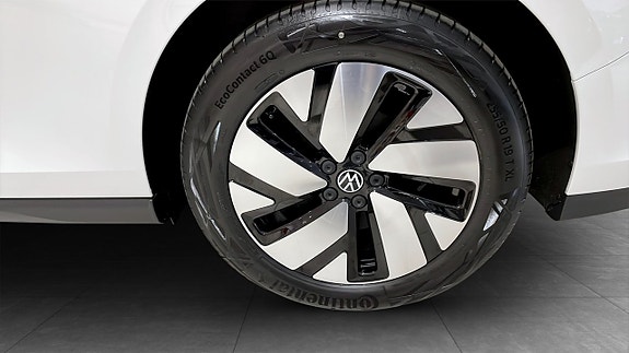 Volkswagen ID. Buzz 6 of 13