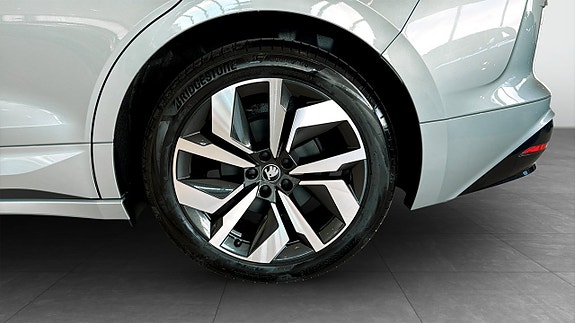 Skoda Enyaq 6 of 14