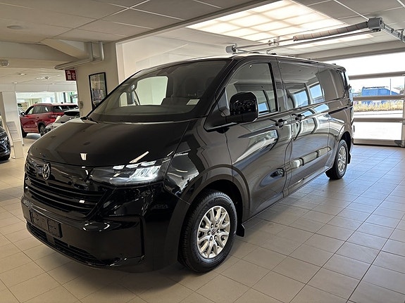 Volkswagen Transporter 2 of 11