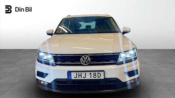 Volkswagen Tiguan 8 of 25