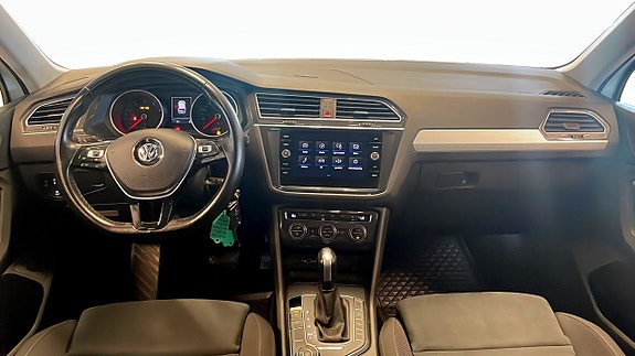 Volkswagen Tiguan 18 of 25
