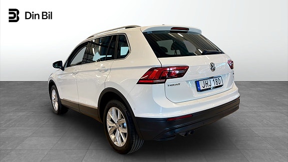 Volkswagen Tiguan 6 of 25