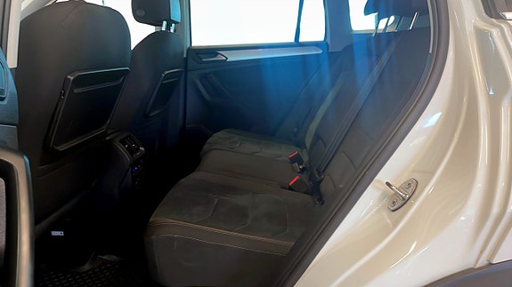 Volkswagen Tiguan 21 of 25