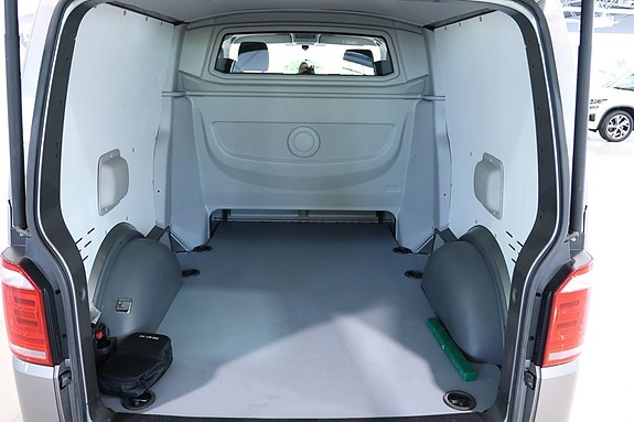 Volkswagen Transporter 19 of 20