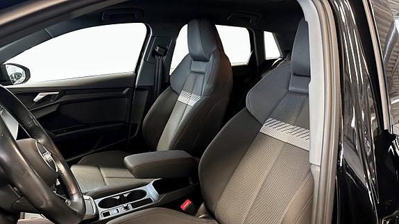 Audi A3 8 of 12