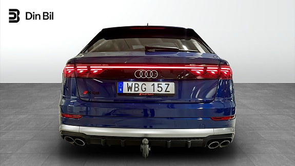 Audi S8 5 of 20