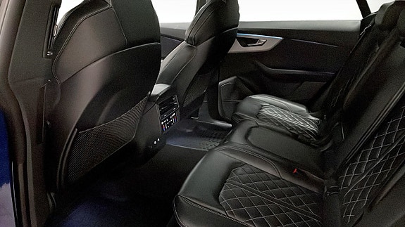 Audi S8 13 of 20