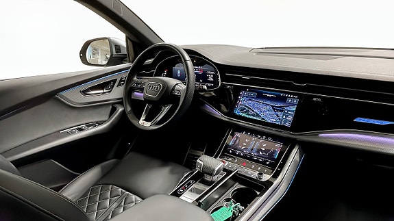 Audi S8 12 of 20