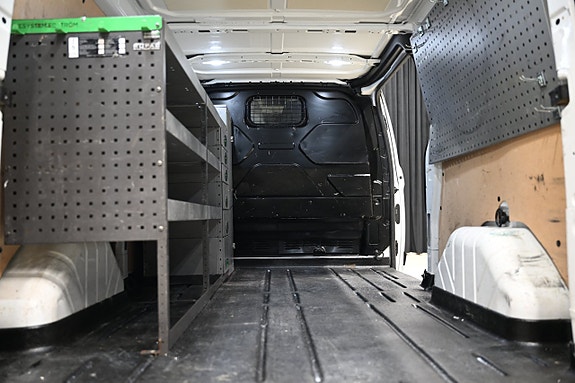 Ford Transit Custom 7 of 28