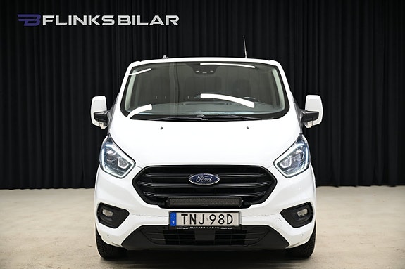 Ford Transit Custom 14 of 28