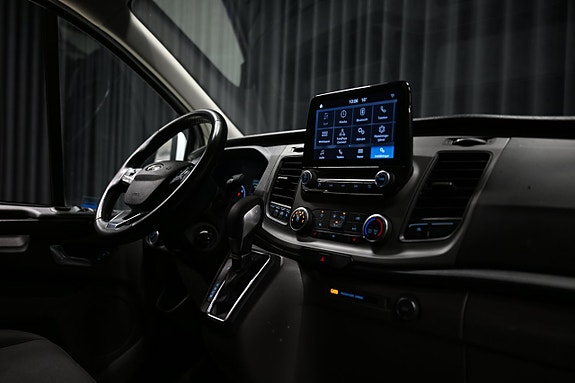 Ford Transit Custom 28 of 28