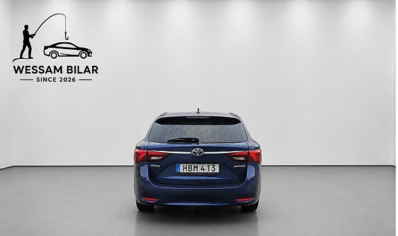 Toyota Avensis 3 of 19