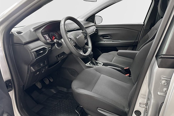 Dacia Sandero 4 of 19