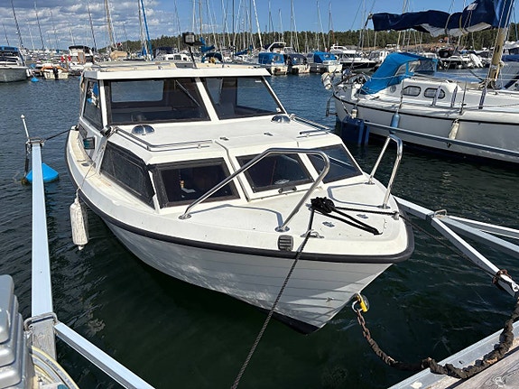 Uttern 6300 Yamaha 115 Hk Fyrtakt -19 ENDAST 90 Timmar 3 of 12