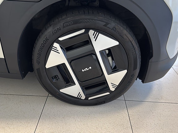 Kia EV3 15 of 20