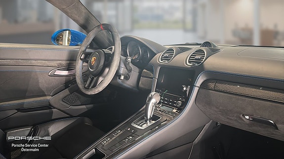 Porsche 718 4 of 15