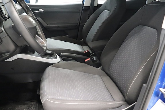 Seat Arona 7 of 10