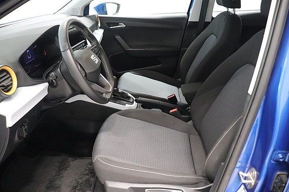Seat Arona 8 of 10
