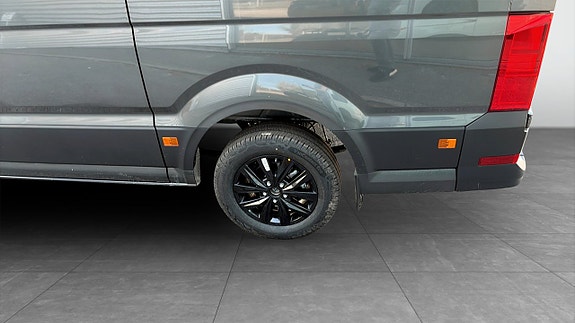 Volkswagen Crafter 6 of 12
