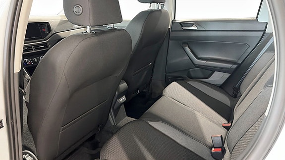 Volkswagen Polo 12 of 13