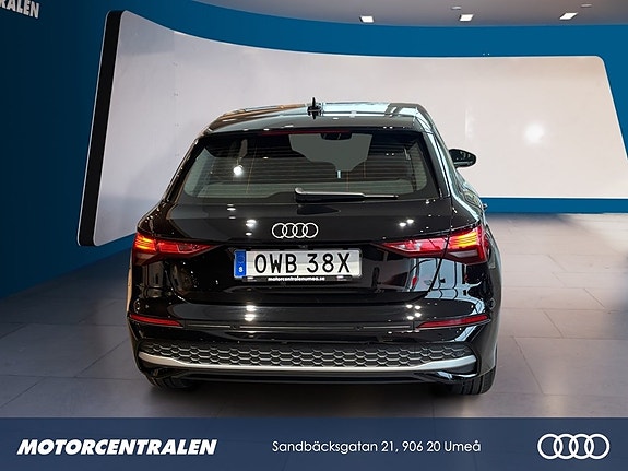 Audi A3 4 of 11