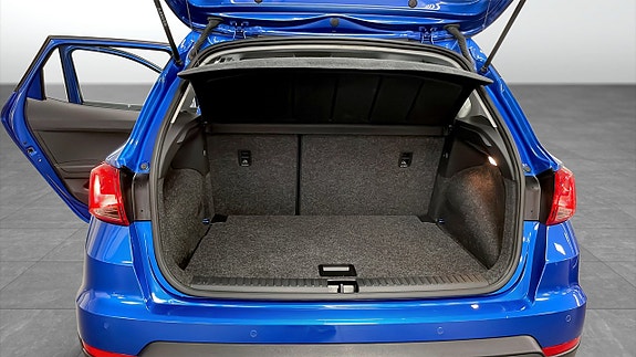 Seat Arona 12 of 16