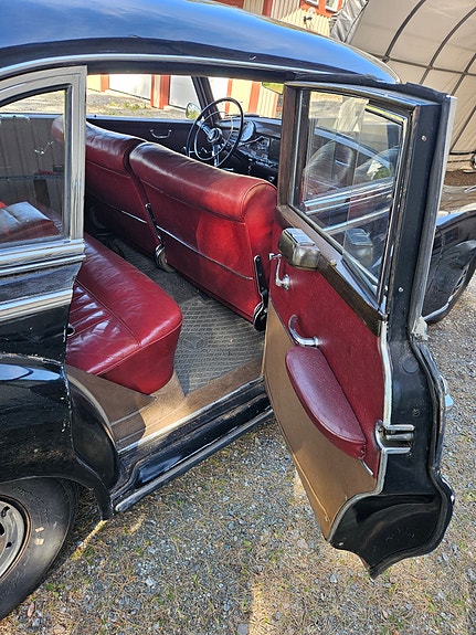 Mercedes-Benz 300 B 11 of 24